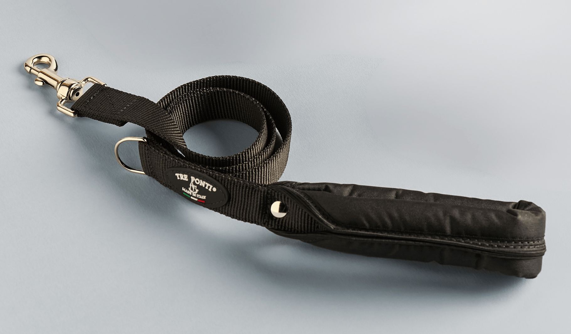 Large-sized dog leashes